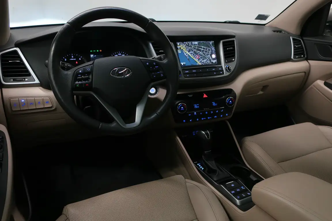 HYUNDAI TUCSON