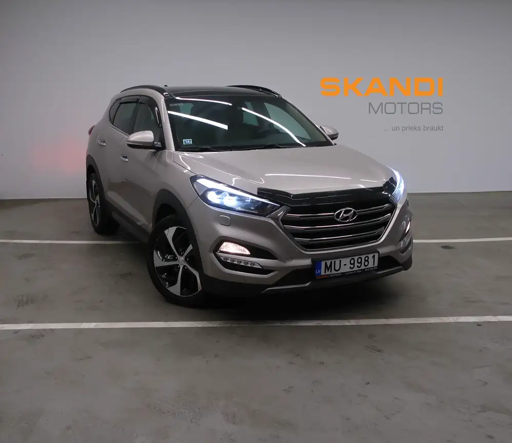 HYUNDAI TUCSON