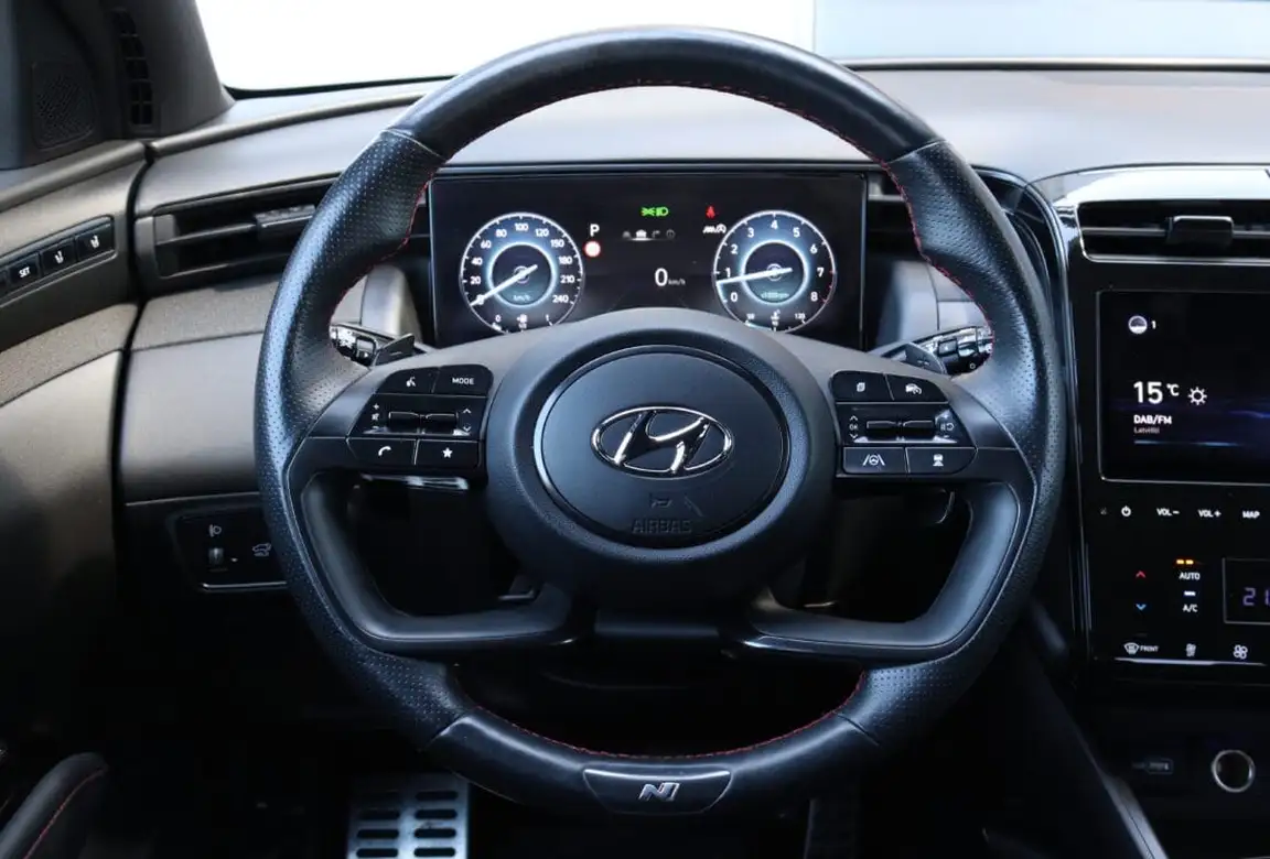 HYUNDAI TUCSON