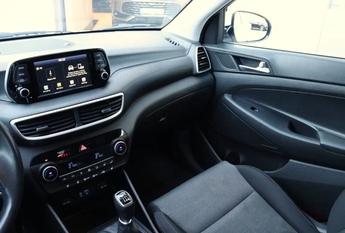 HYUNDAI TUCSON