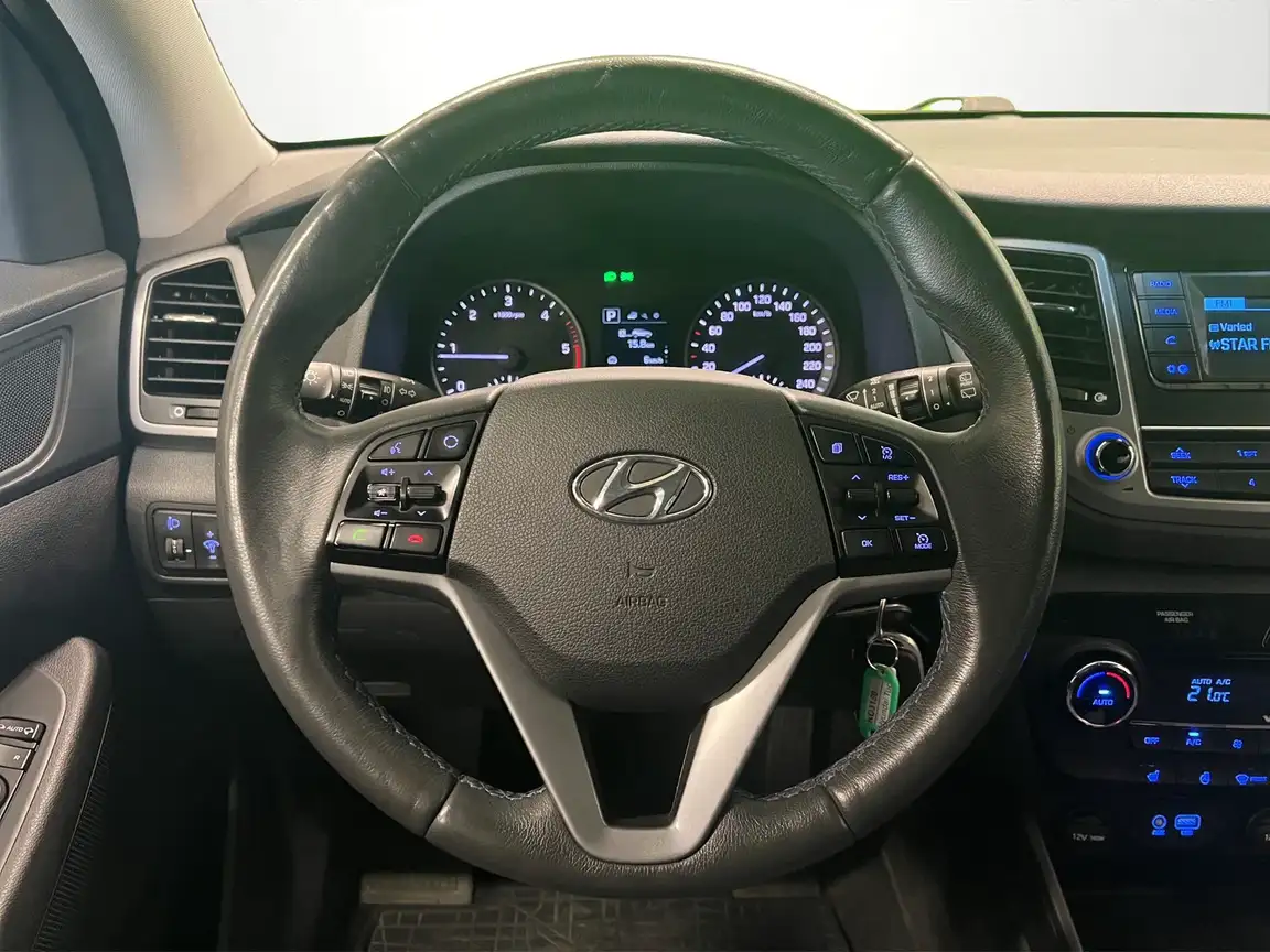 HYUNDAI TUCSON