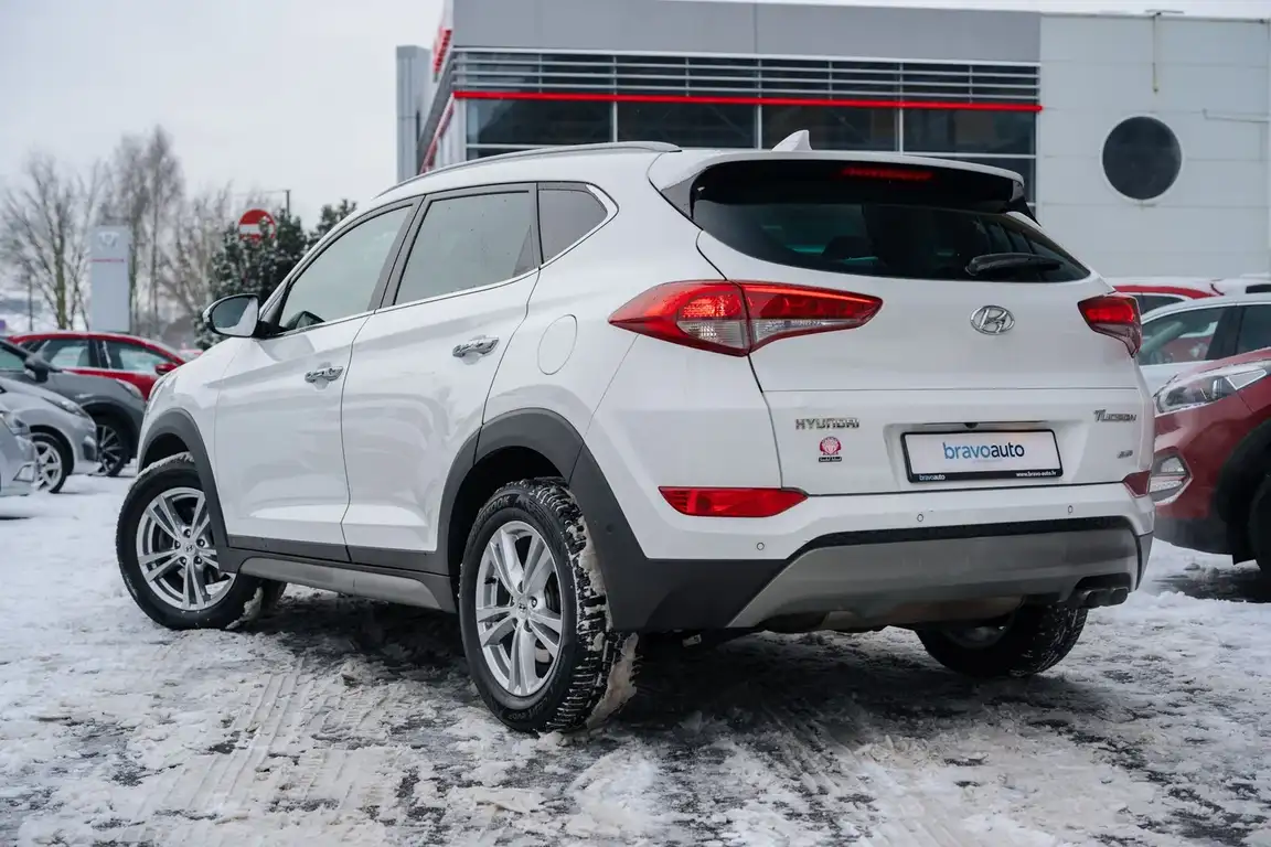 HYUNDAI TUCSON