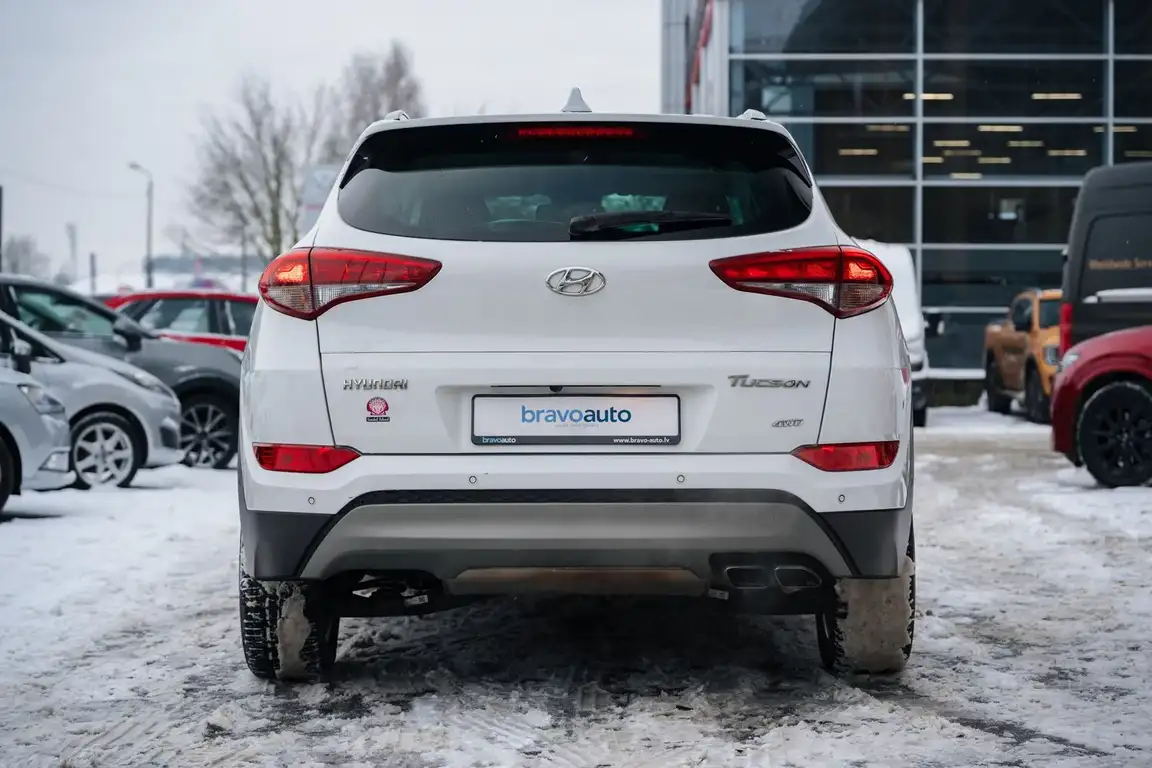 HYUNDAI TUCSON