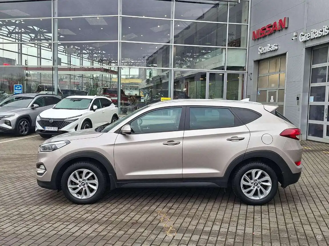 HYUNDAI TUCSON