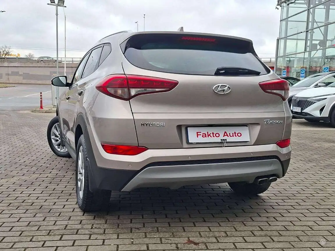 HYUNDAI TUCSON