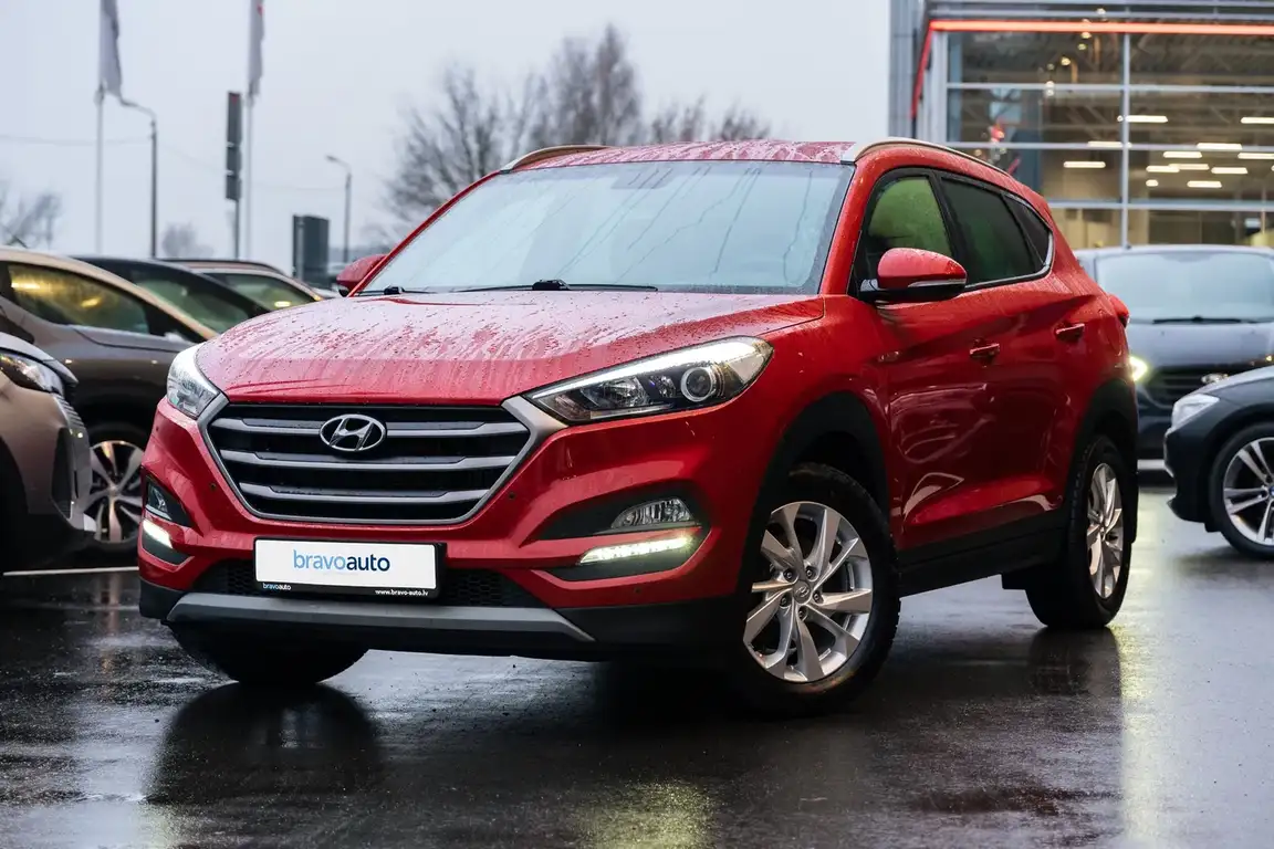 HYUNDAI TUCSON