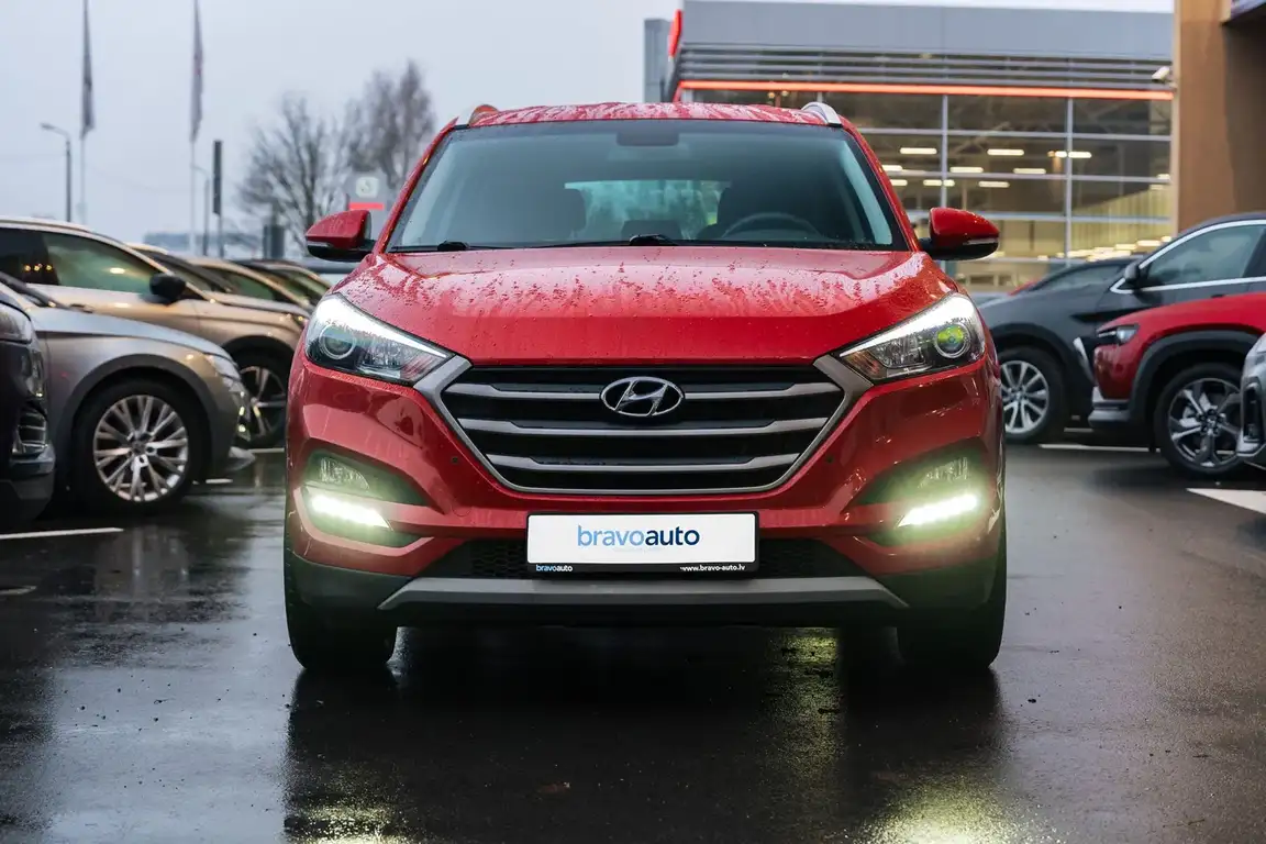 HYUNDAI TUCSON