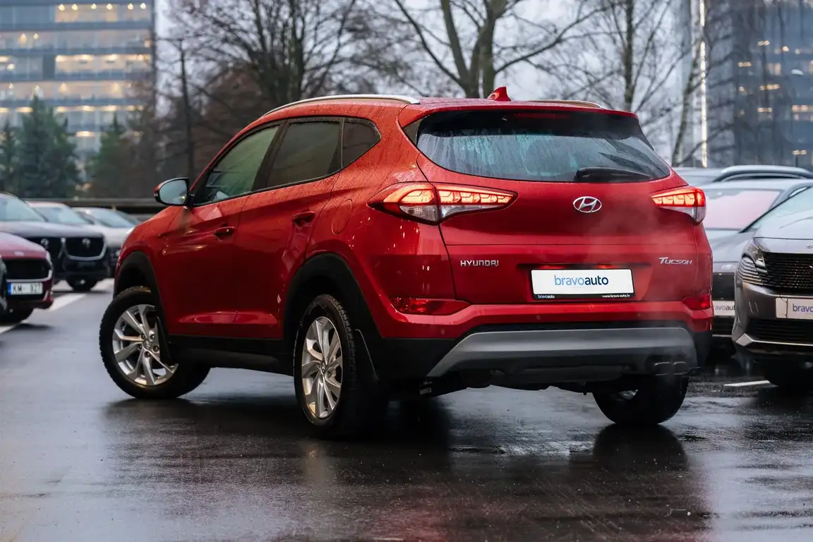 HYUNDAI TUCSON