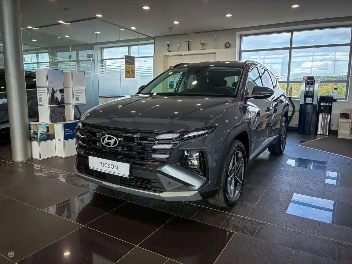HYUNDAI TUCSON