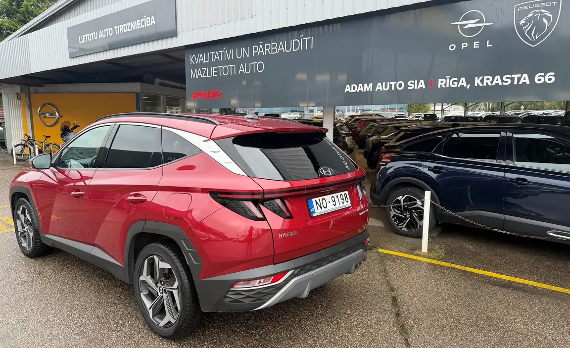 HYUNDAI TUCSON