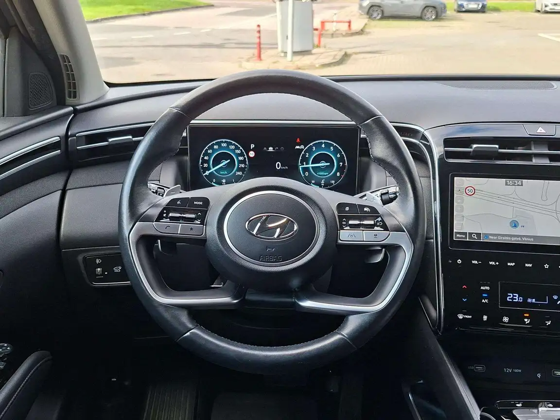 HYUNDAI TUCSON