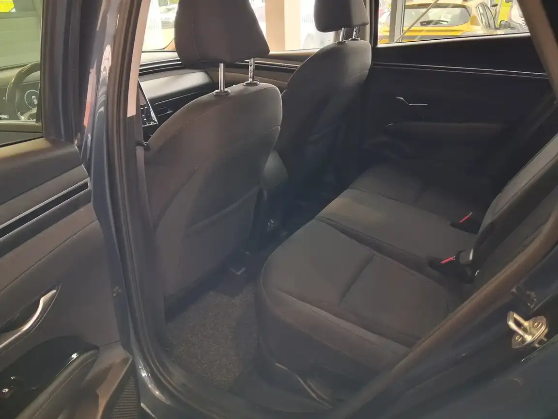HYUNDAI NONE