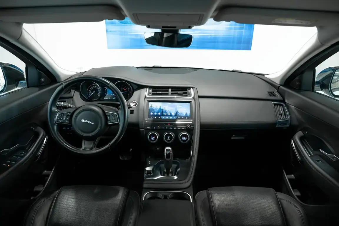 JAGUAR E-PACE