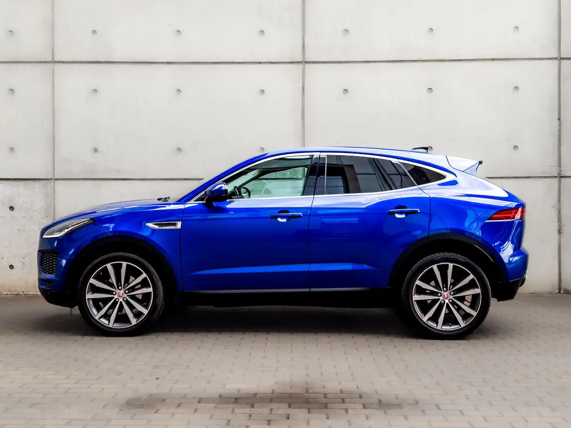 JAGUAR E-PACE