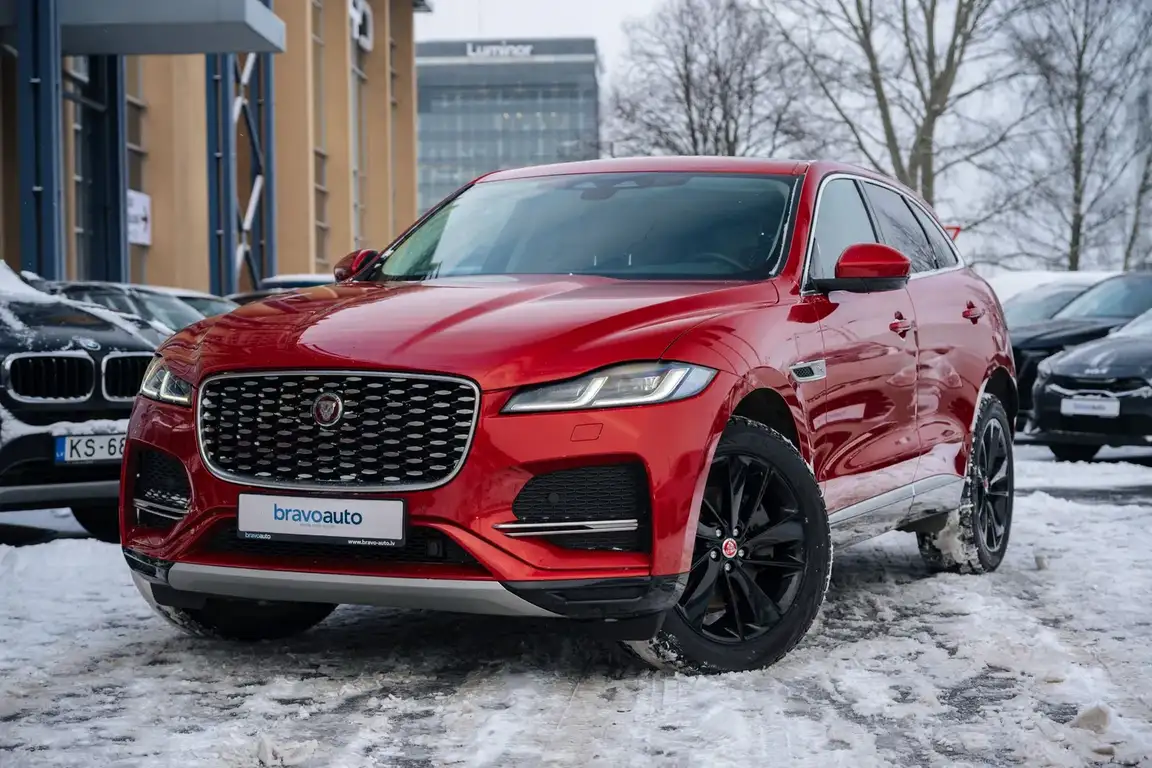 JAGUAR F-PACE