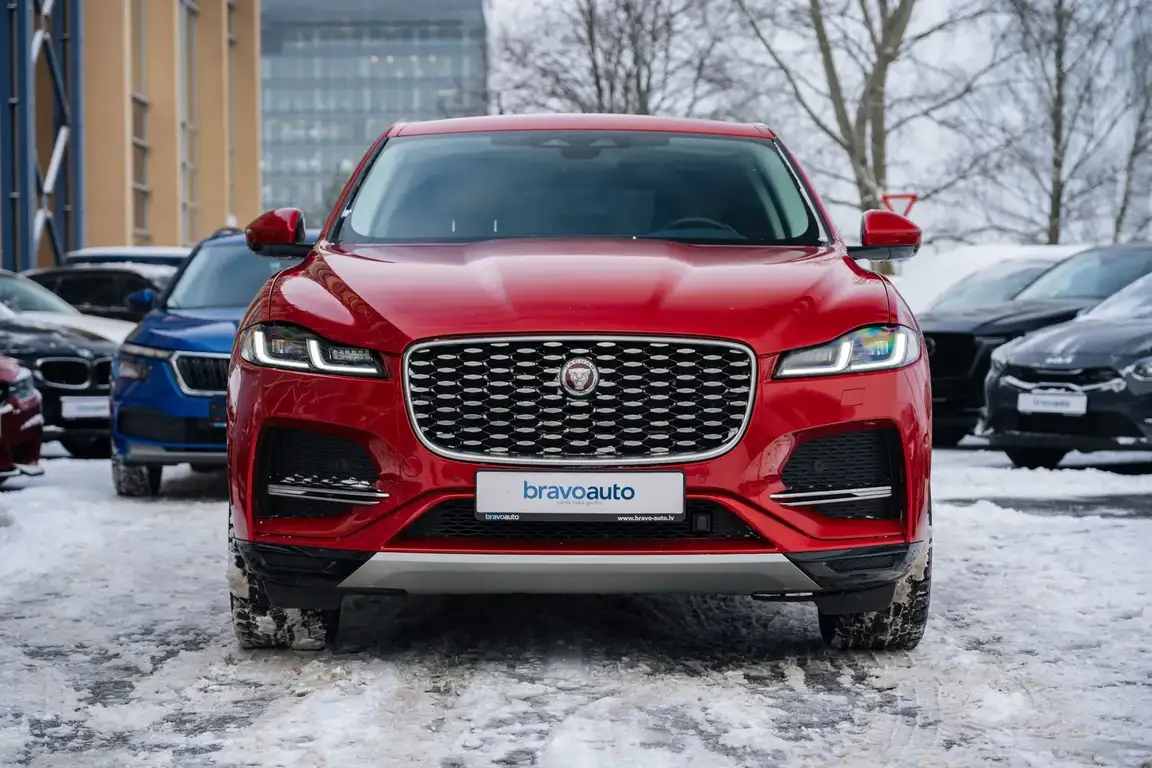 JAGUAR F-PACE