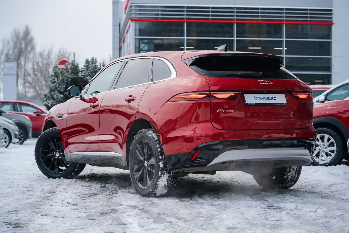 JAGUAR F-PACE
