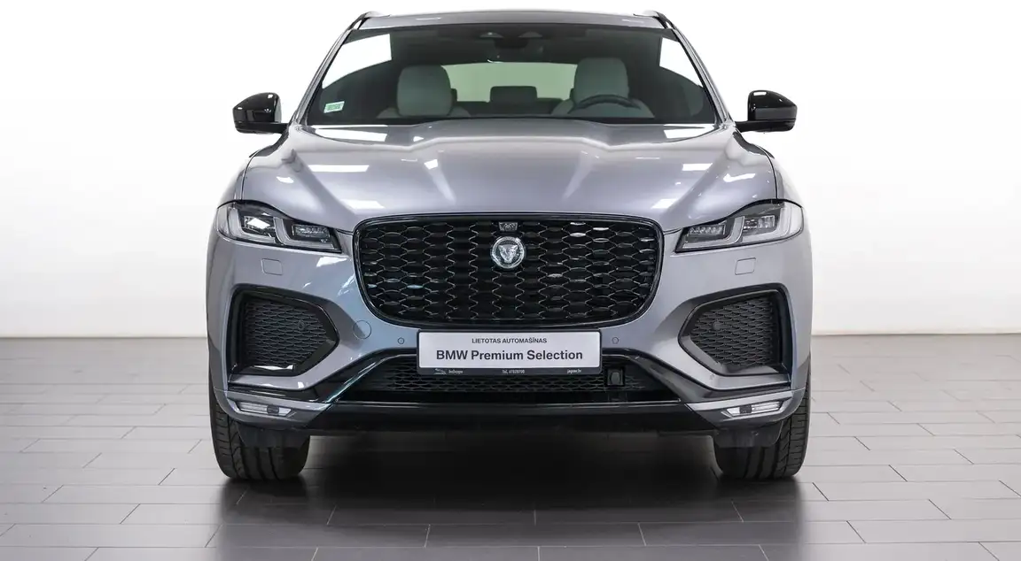JAGUAR F-PACE