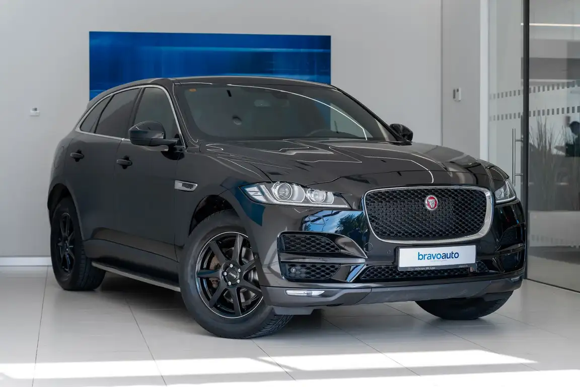 JAGUAR F-PACE