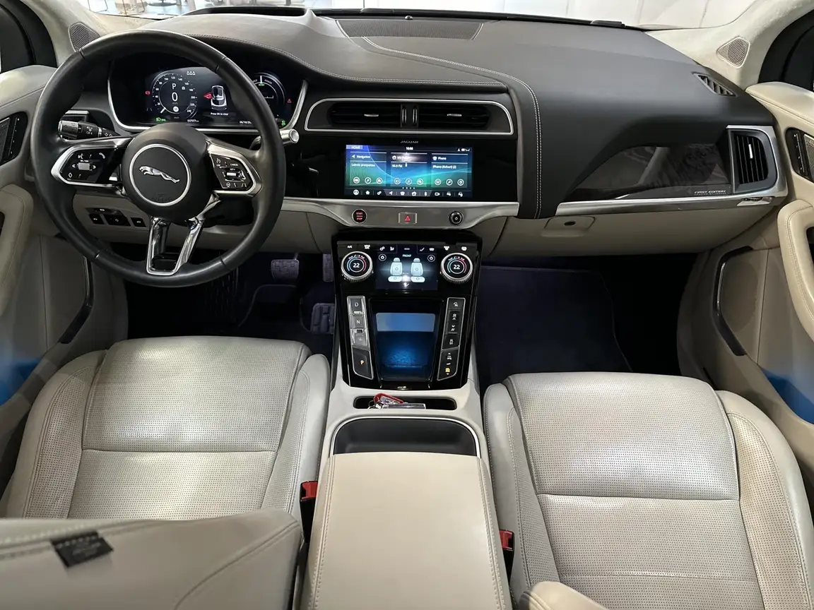 JAGUAR I-PACE