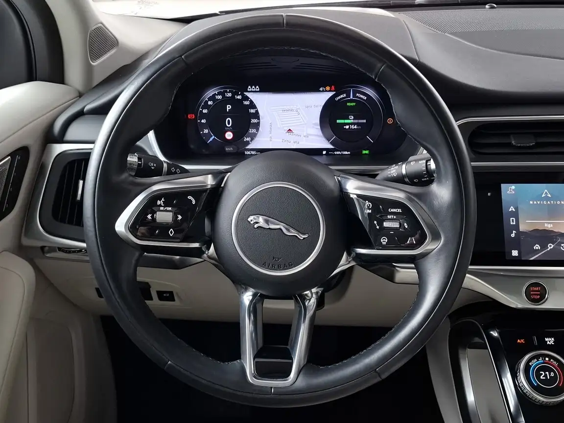 JAGUAR I-PACE