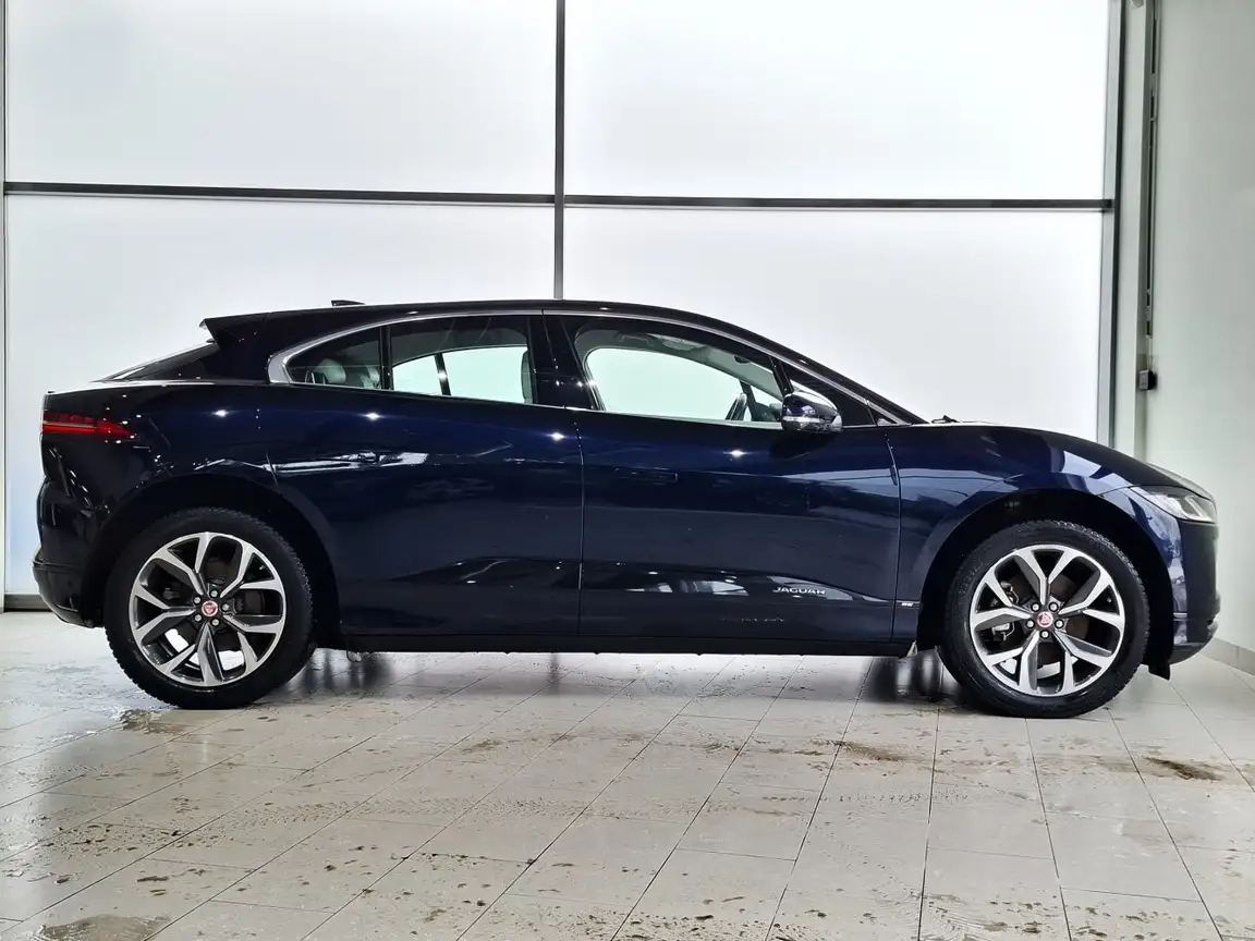 JAGUAR I-PACE