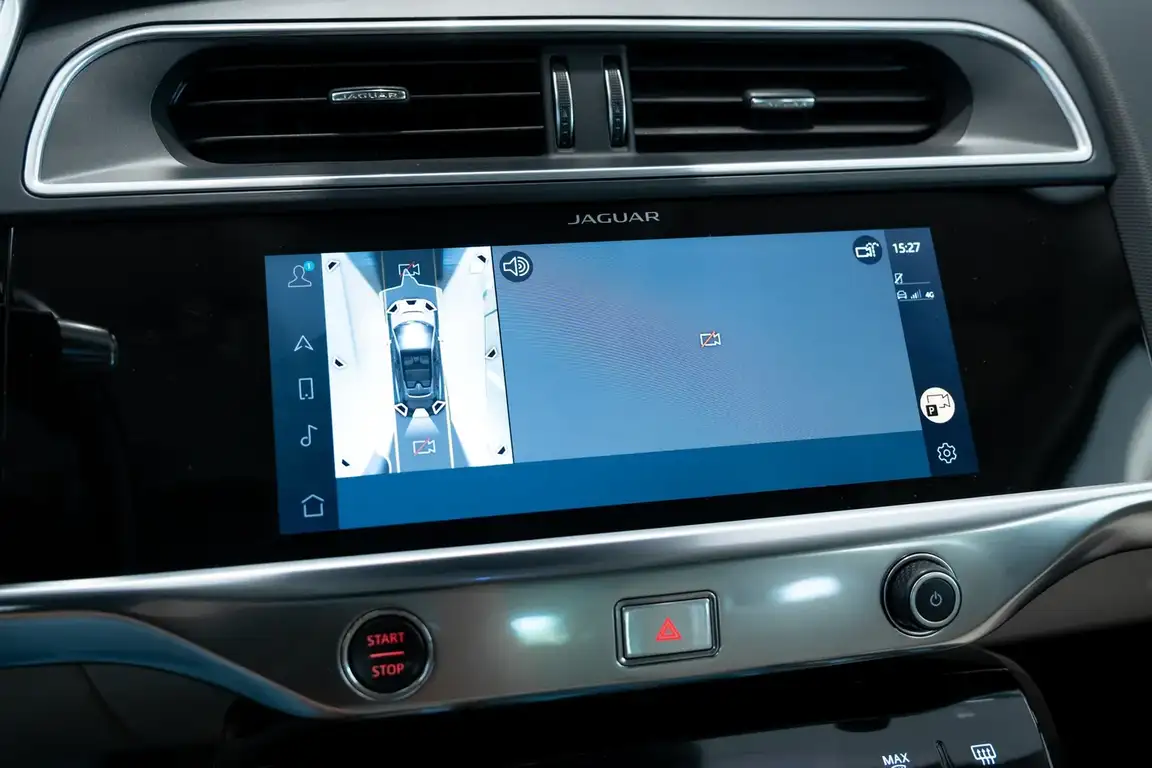 JAGUAR I-PACE