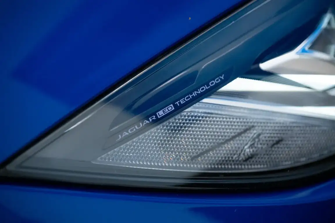 JAGUAR I-PACE