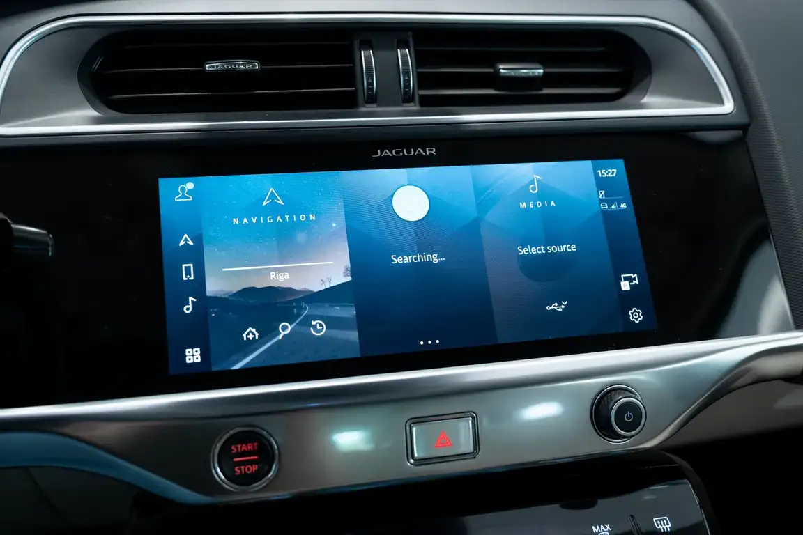 JAGUAR I-PACE