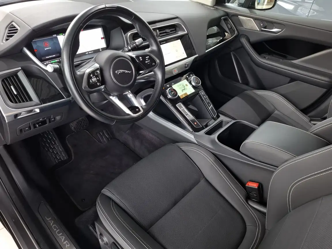 JAGUAR I-PACE