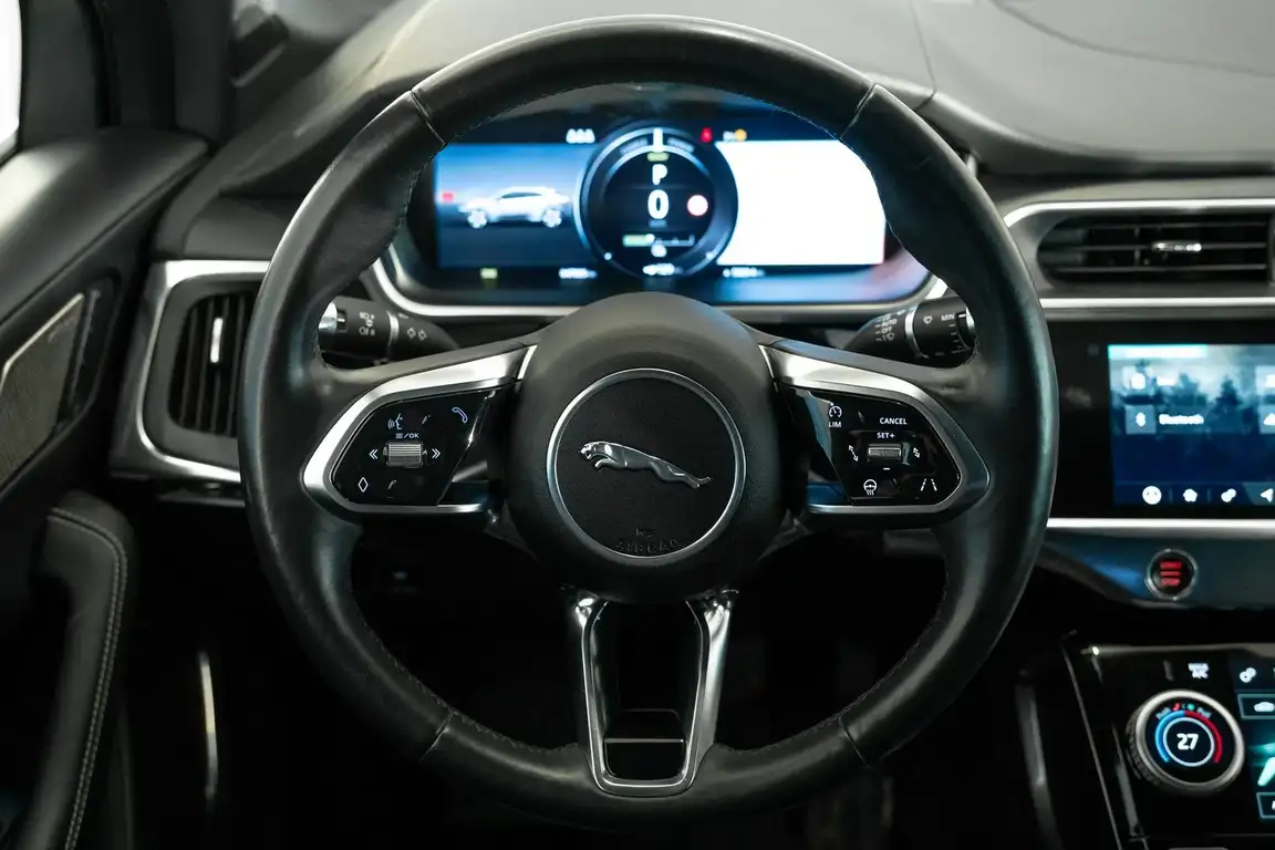 JAGUAR I-PACE