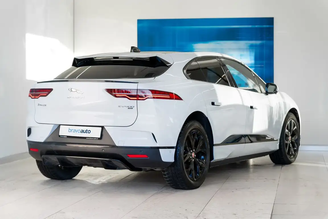 JAGUAR I-PACE