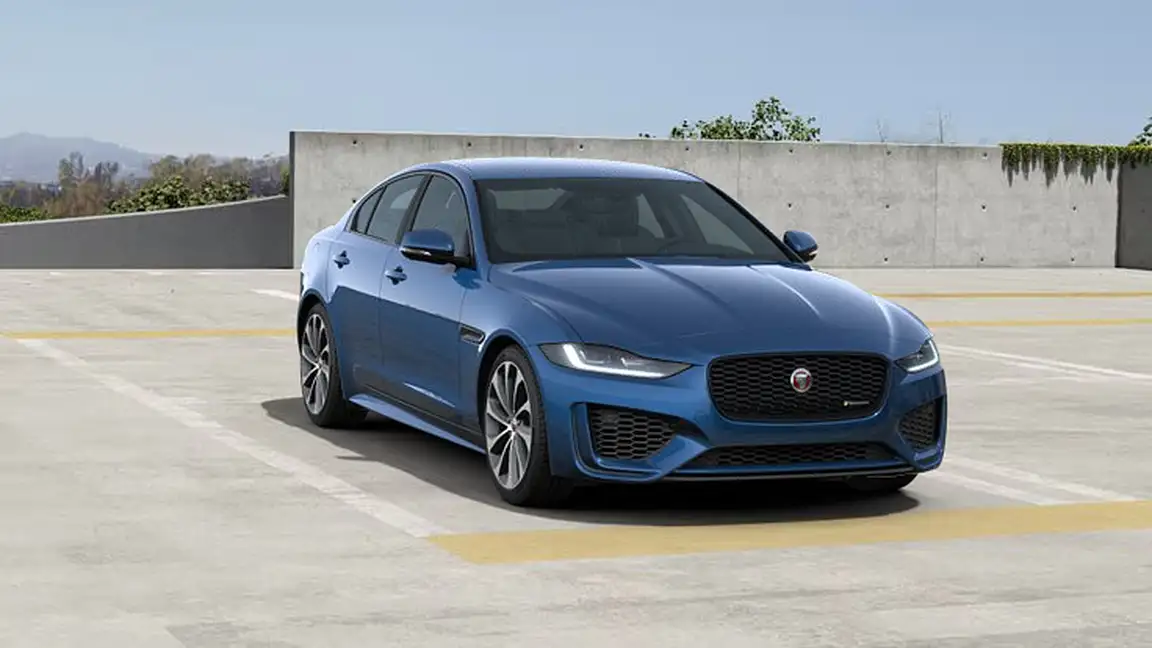 JAGUAR XE