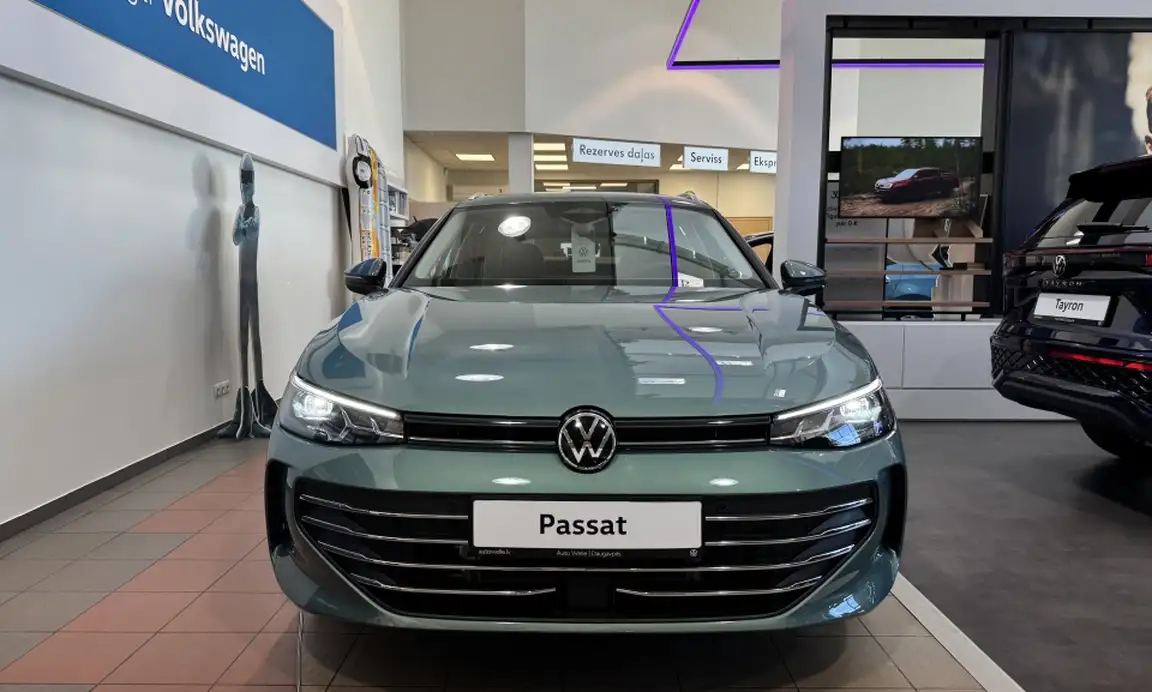 VOLKSWAGEN PASSAT