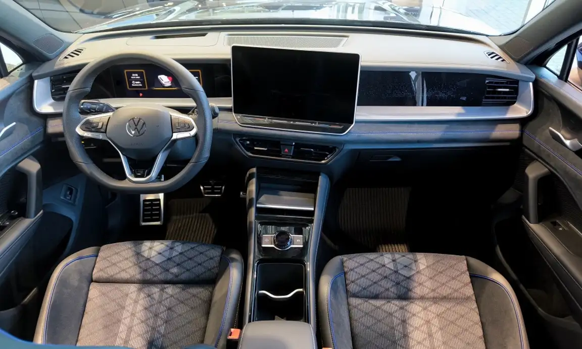 VOLKSWAGEN TAYRON