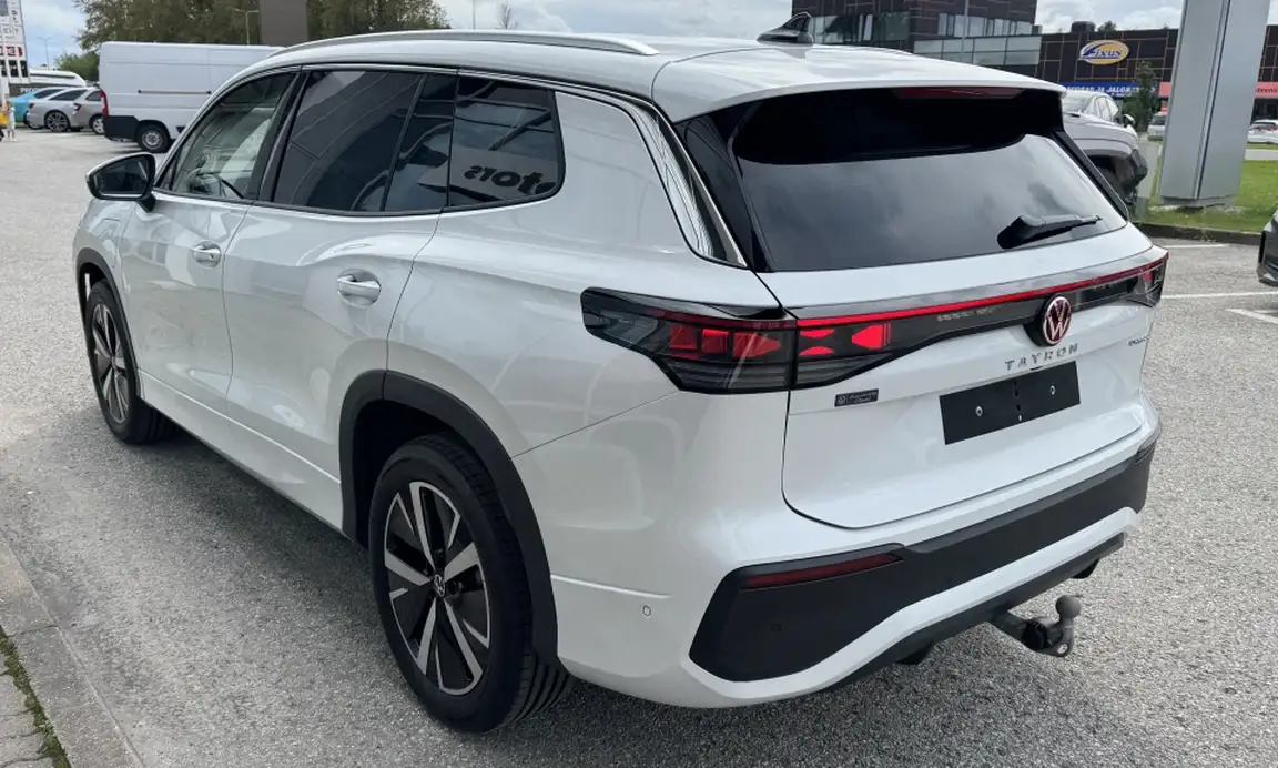 VOLKSWAGEN TAYRON