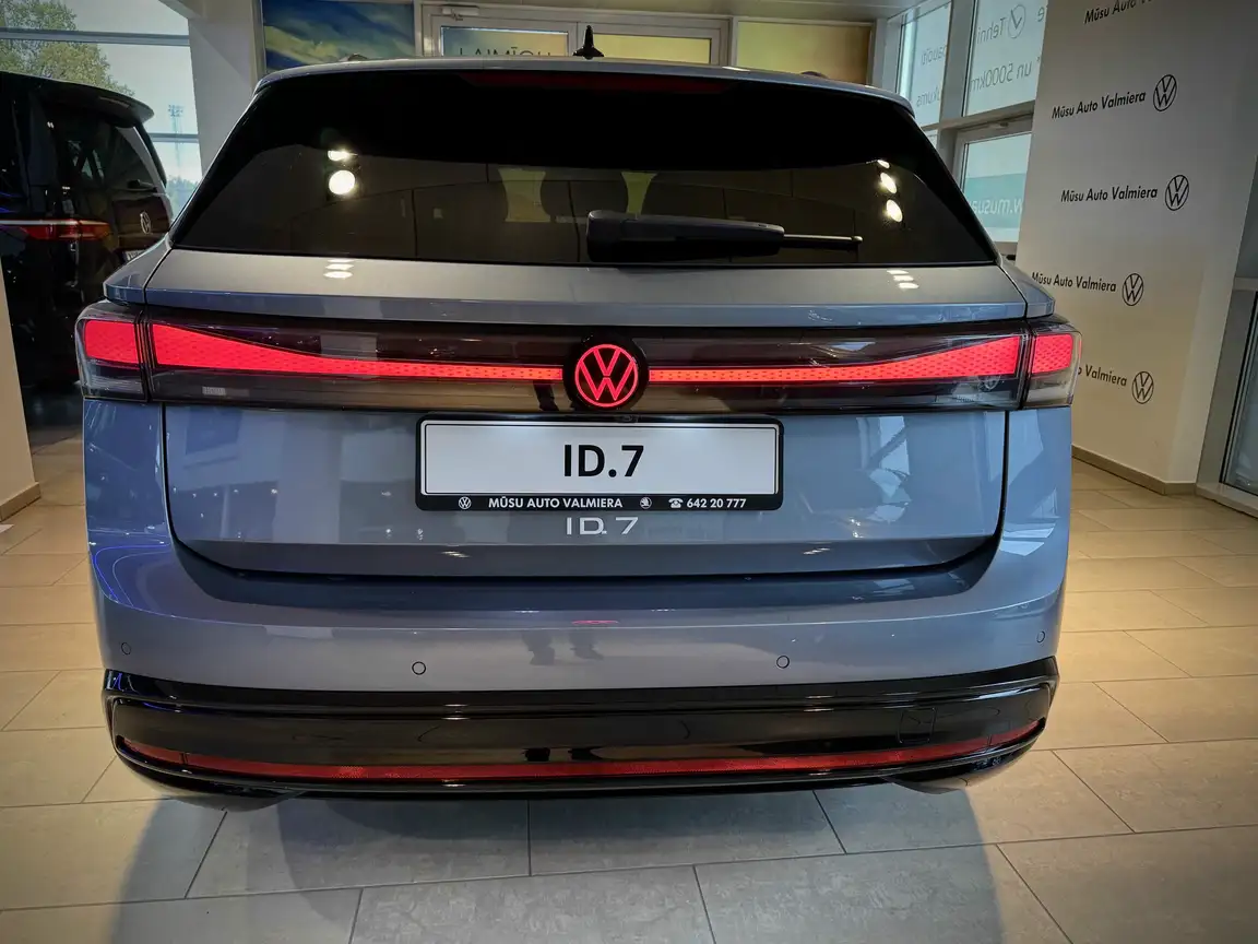 VOLKSWAGEN ID.7