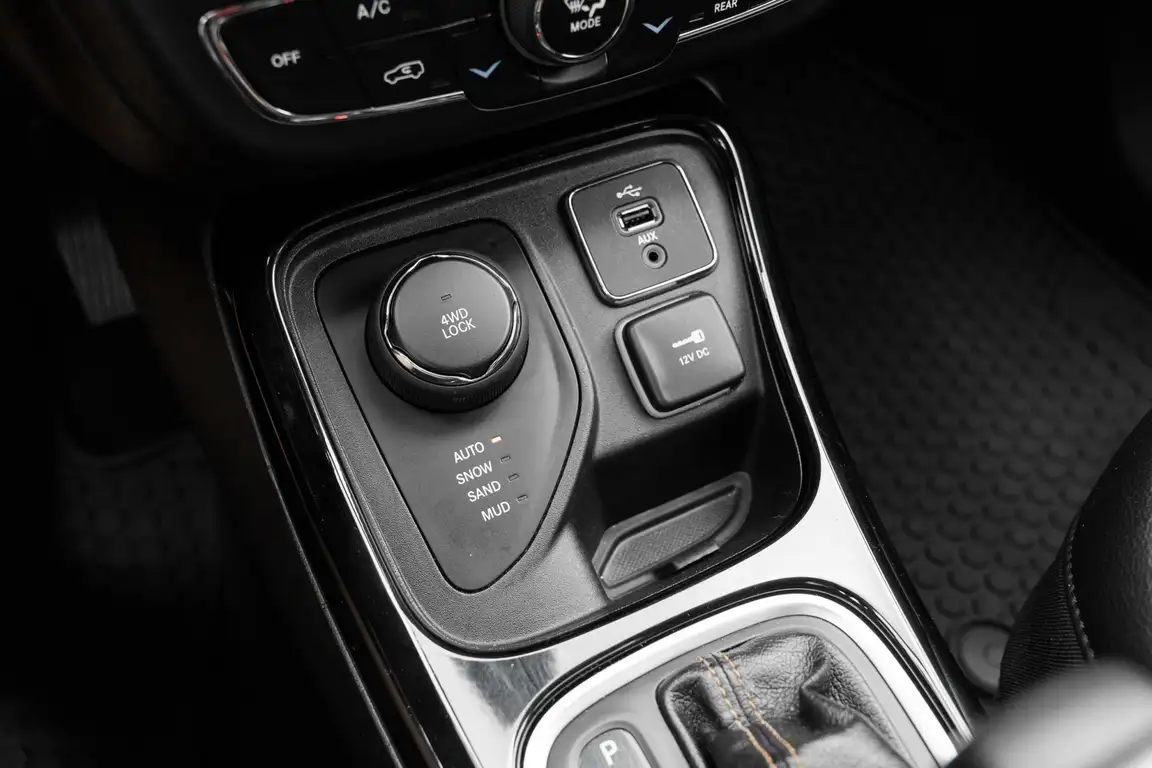 JEEP COMPASS
