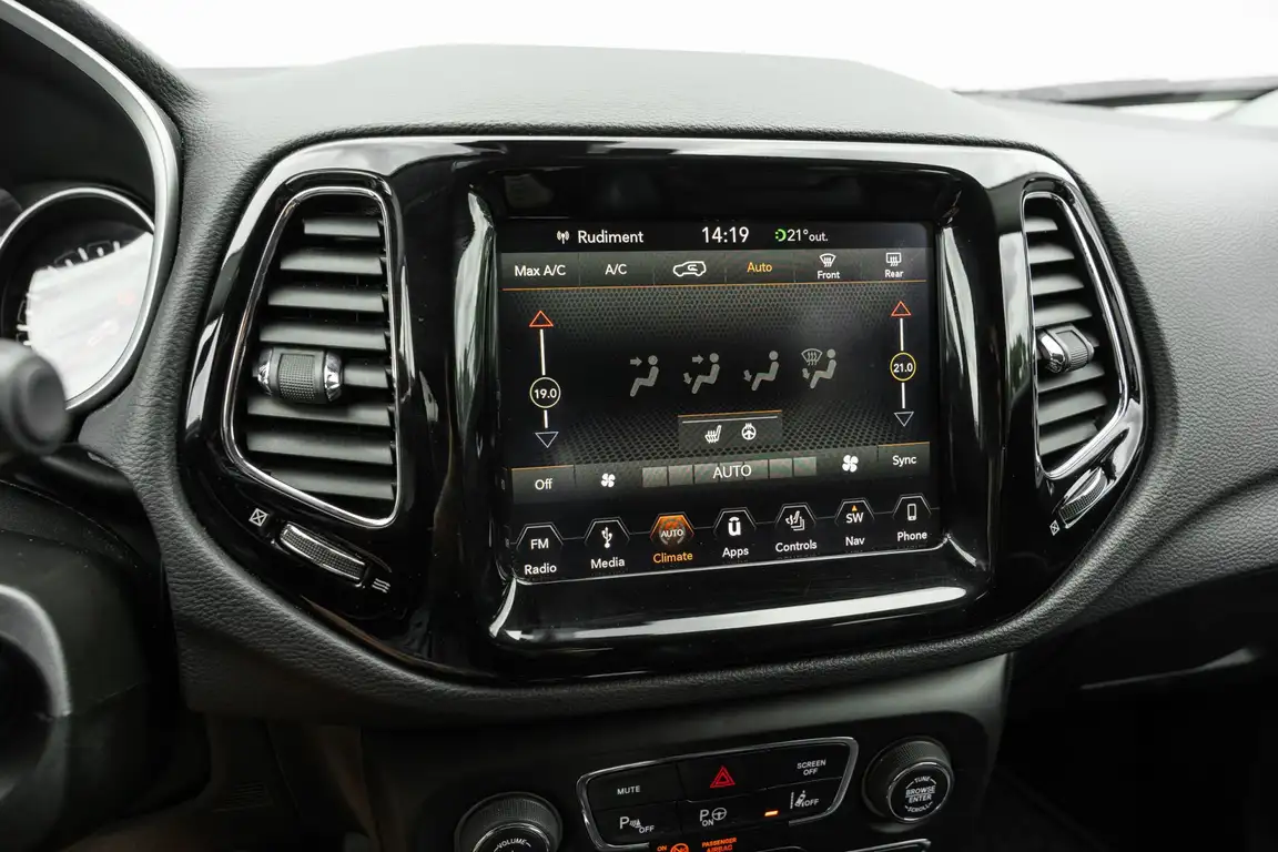 JEEP COMPASS