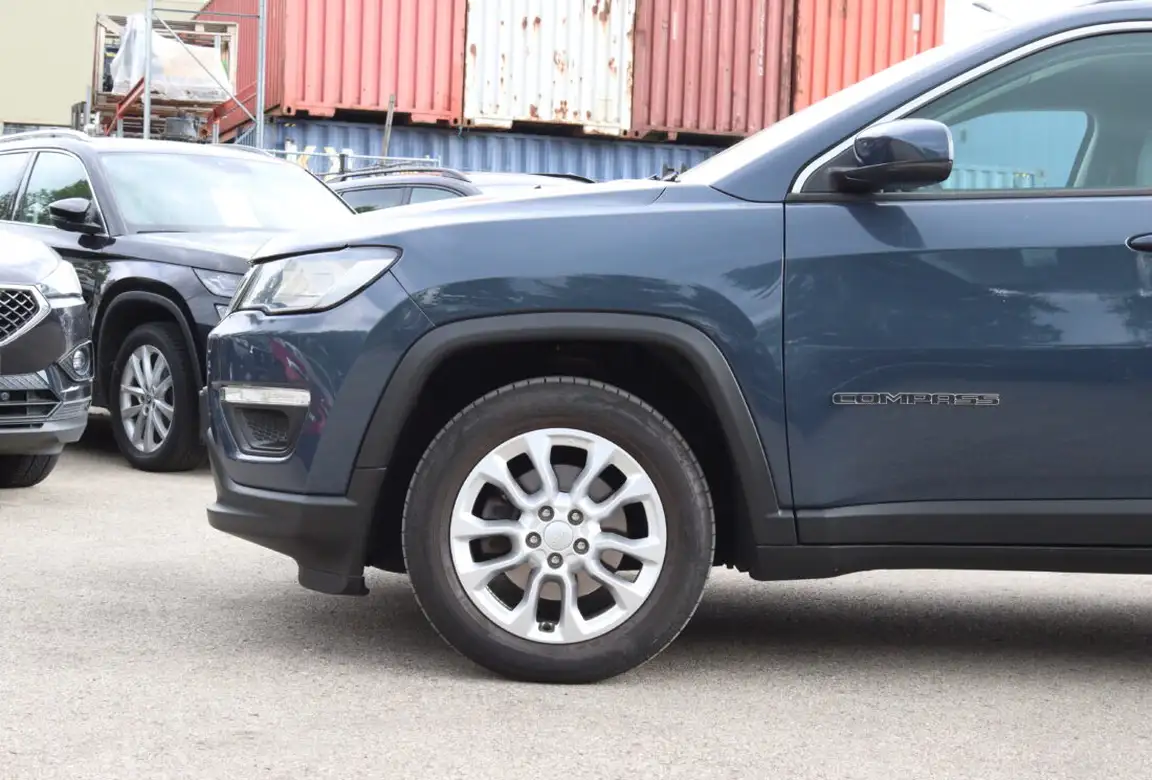 JEEP COMPASS