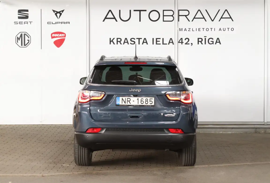 JEEP COMPASS