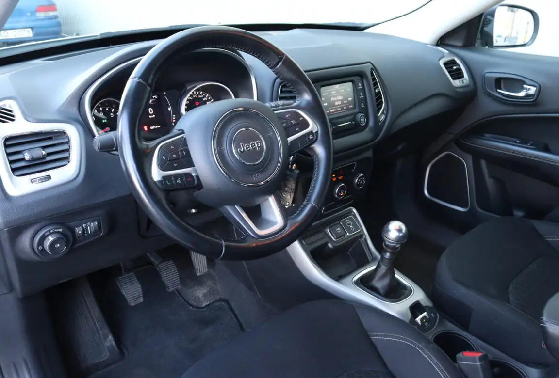JEEP COMPASS