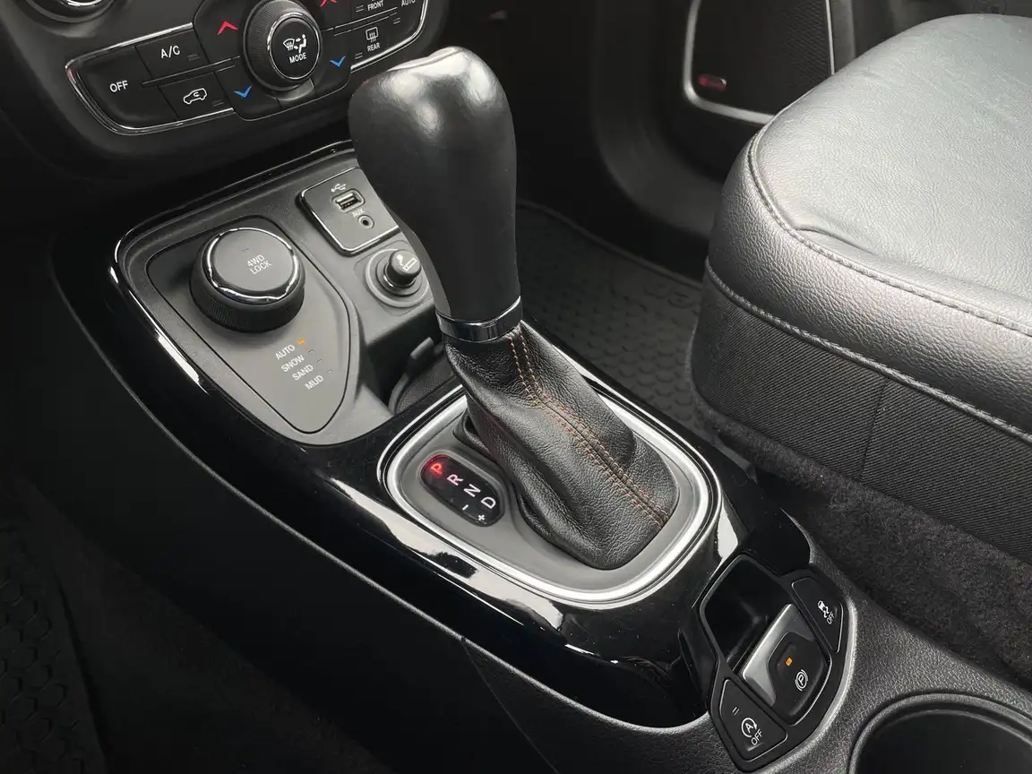 JEEP COMPASS