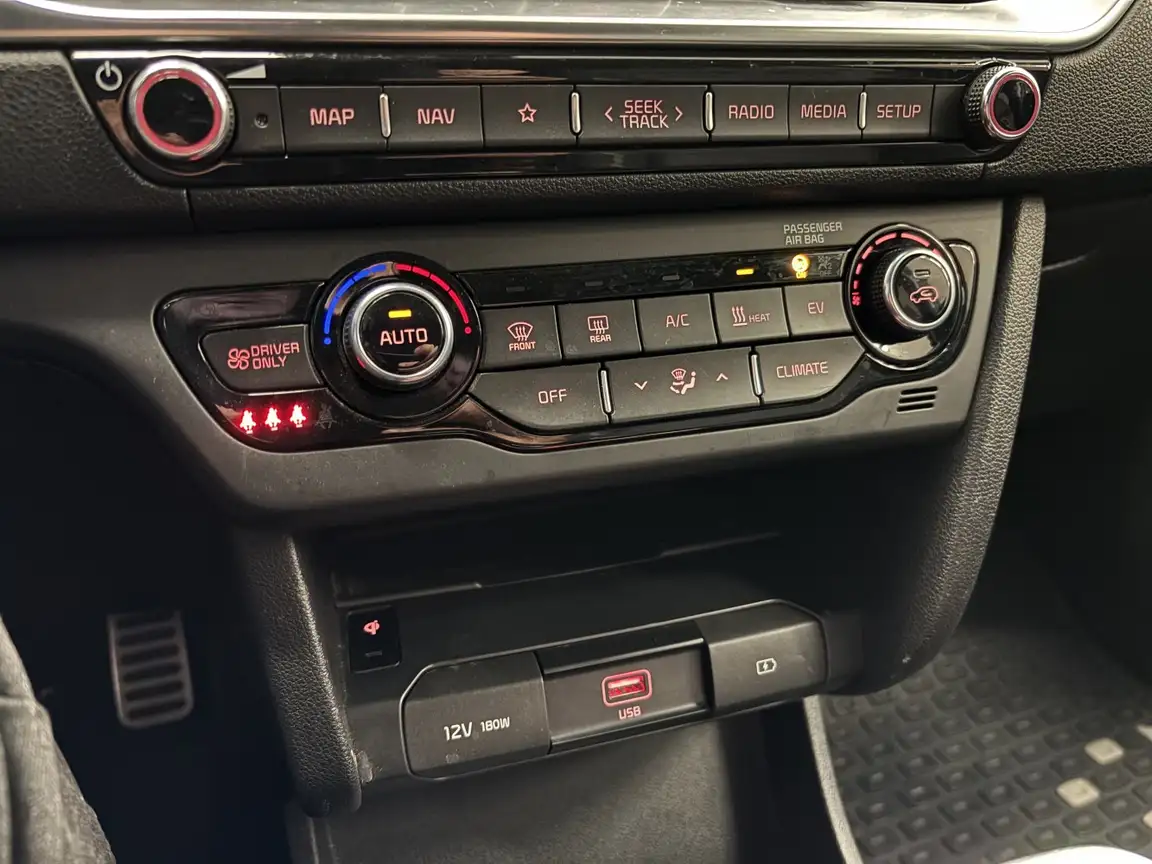 KIA NIRO