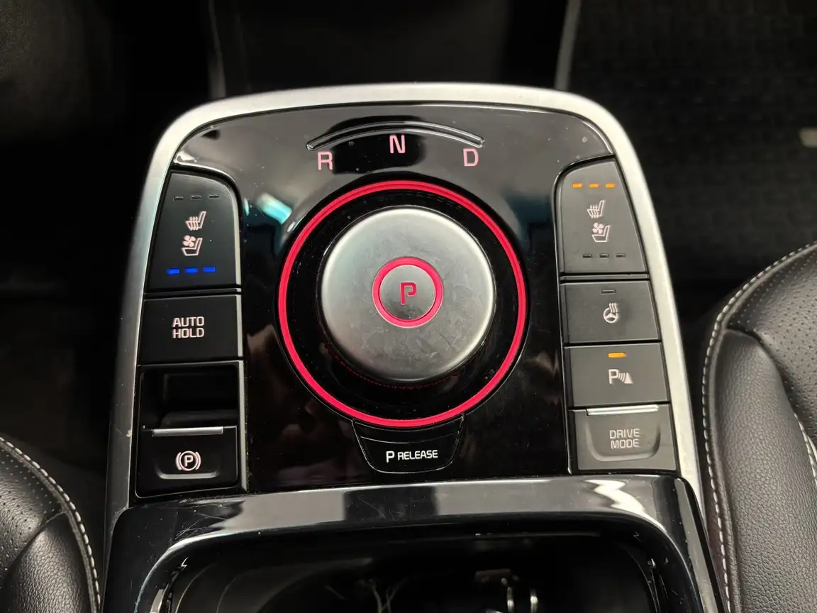 KIA NIRO
