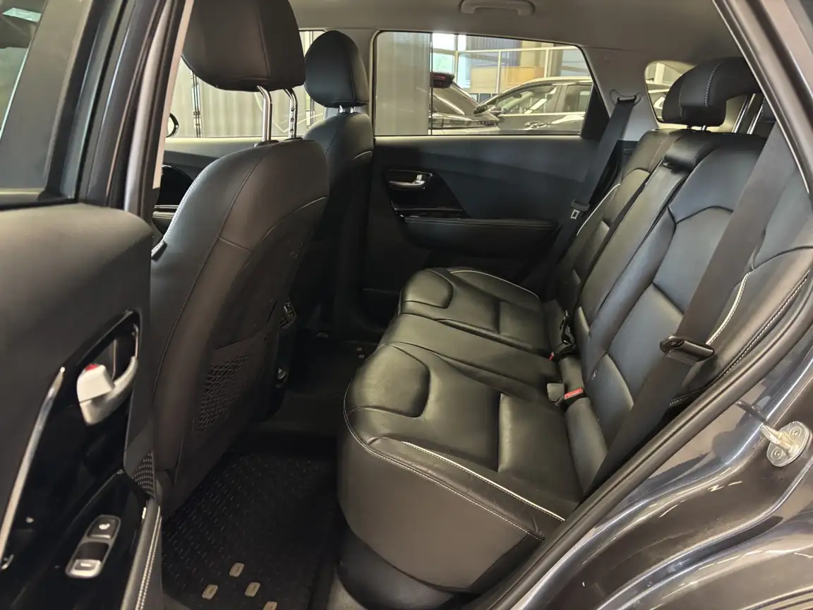 KIA NIRO