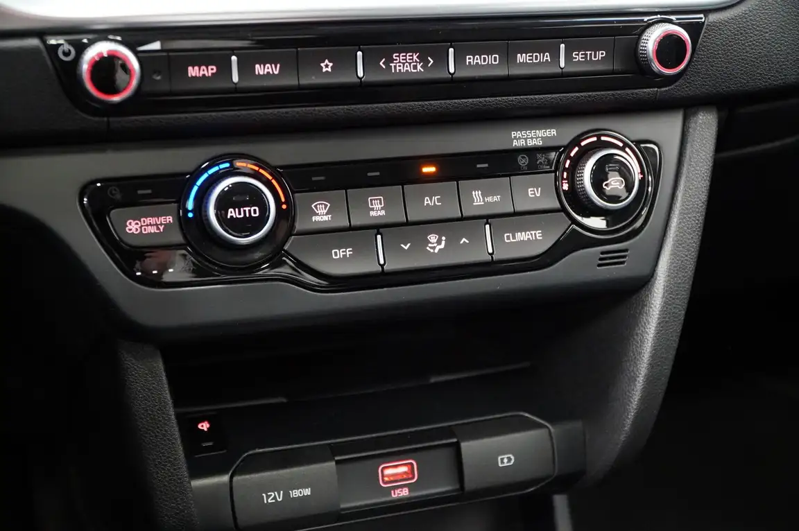 KIA NIRO