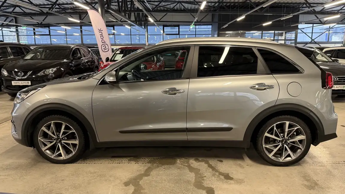 KIA NIRO