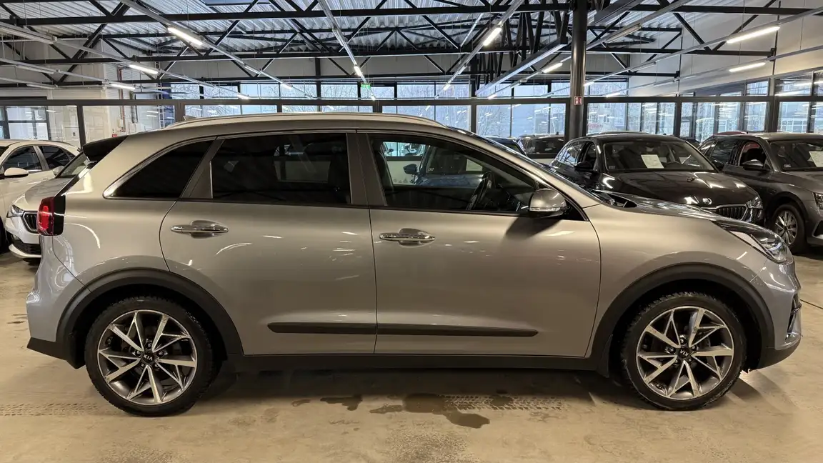 KIA NIRO