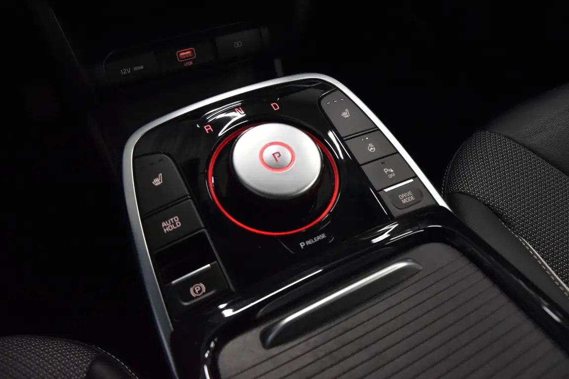 KIA NIRO